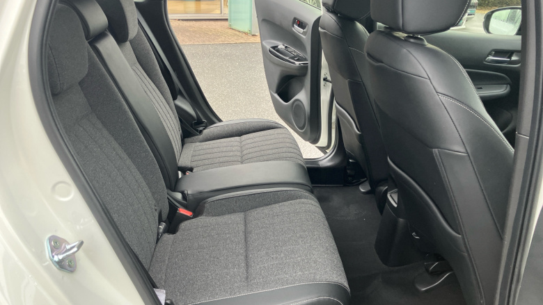 Honda Jazz 1.5 i-MMD Hybrid SR 5dr eCVT Hybrid Hatchback